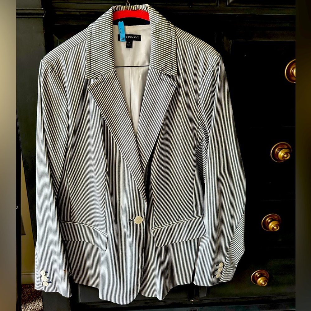 Lane Bryant blue and white pinstripe skirt suit size 20W